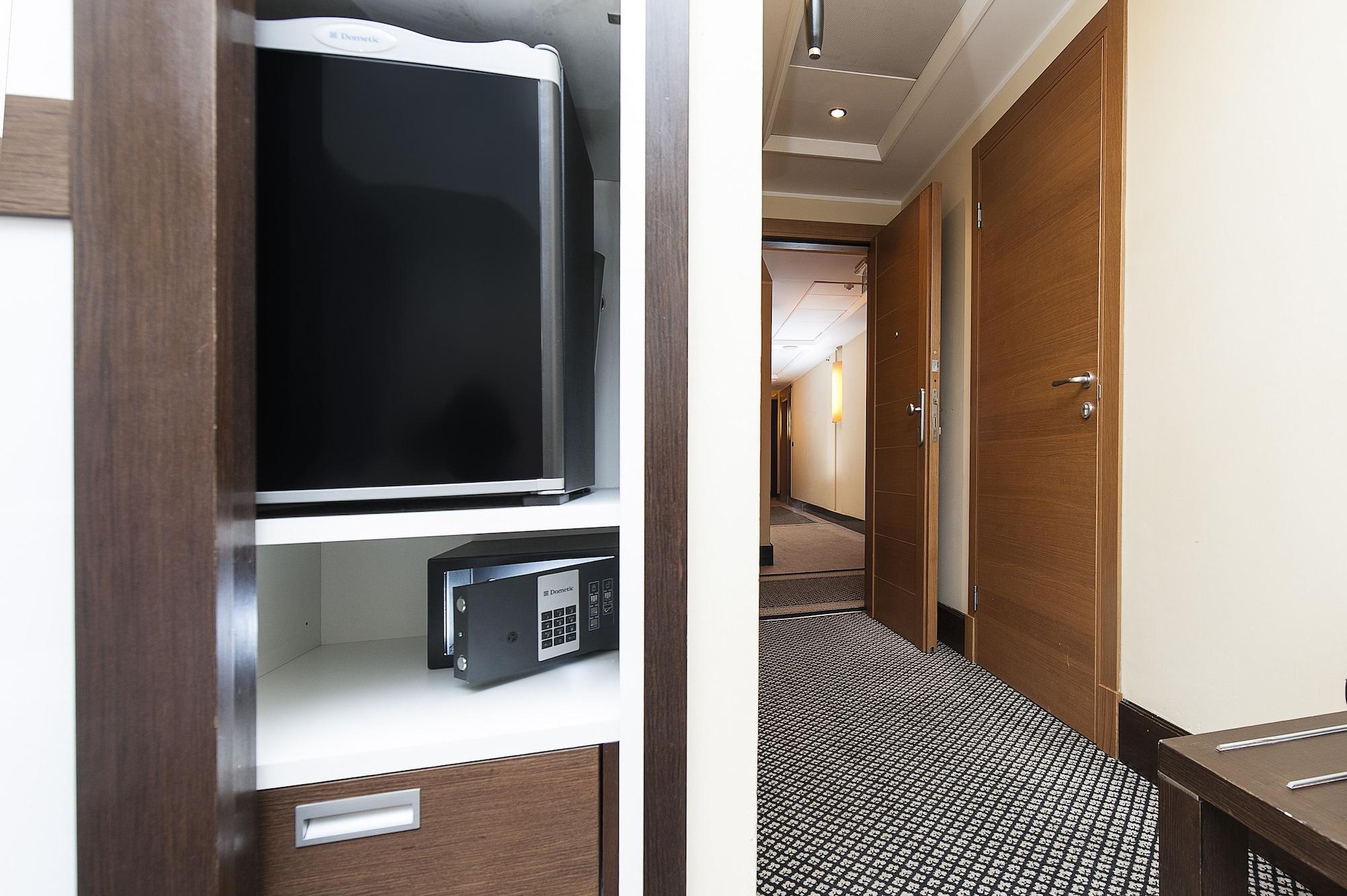 Cardinal Hotel St. Peter Рим Екстер'єр фото
